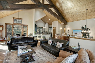 400 Red Draw-007-003-Living Room-MLS_Siz