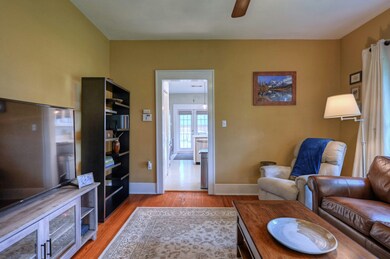 623 Pecore St, Houston, TX 77009 - photo 7