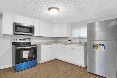 8-web-or-mls-3071-e-8th-ave