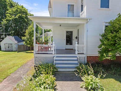 62 Whipple Ave, Laconia, NH 03246 - photo 5