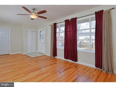 504 Smith Ln, Runnemede, NJ 08078 - photo 4