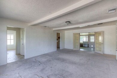 Living Room (2)-SMALL