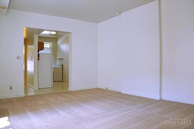 2404 W Clifton Ave, Cincinnati, OH 45219 - photo 5