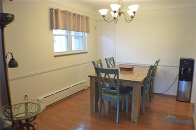 211 S Elm St, Woodville, OH 43469 - photo 5