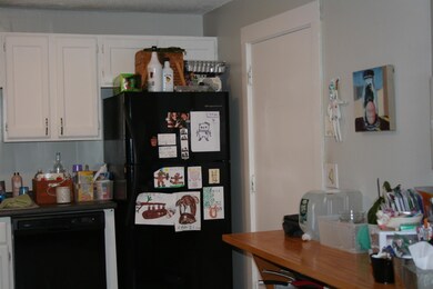 185 Lita Ln, Newmarket, NH 03857 - photo 5