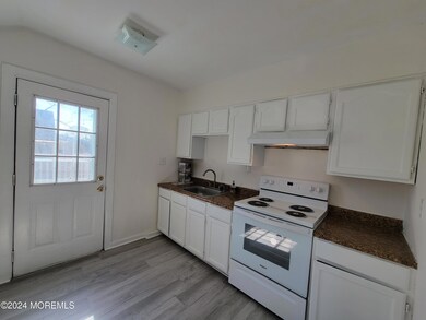 254 Rockwell Ave unit B (UPSTAIIRS), Long Branch, NJ 07740 - photo 6