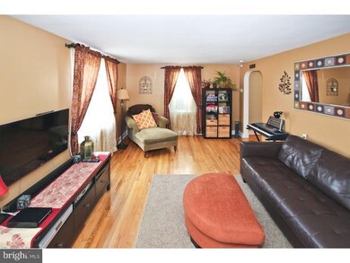 213 Walnut Rd, Wallingford, PA 19086 - photo 3