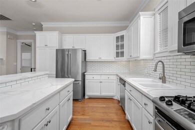 917 Yale St unit B, Houston, TX 77008 - photo 6