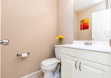 1974 Town Dr, Naperville, IL 60565 - photo 3