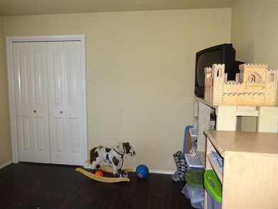 2404 Monterrey Ave, Laredo, TX 78040 - photo 5