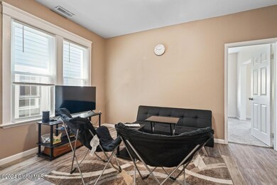 708 State St, Albany, NY 12203 - photo 5