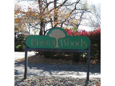 4 Wood St unit E-4, Bristol, RI 02809 - photo 2