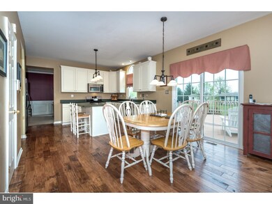 1017 Broadleaf Cir, Royersford, PA 19468 - photo 5