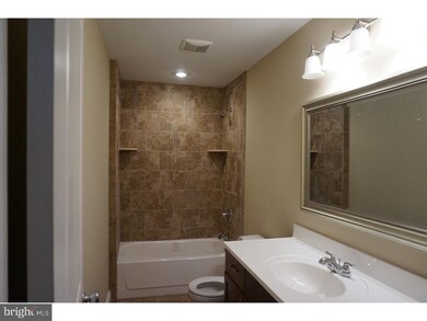 409 York Rd unit 3, Jenkintown, PA 19046 - photo 4