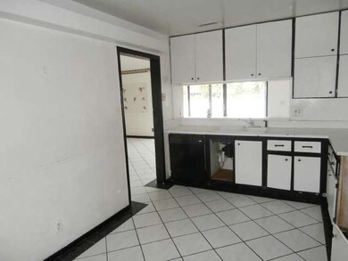 9647 Nevada Place, Boca Raton, FL 33434 - photo 6