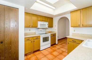 Kitchen 1