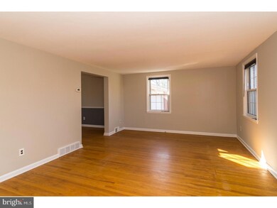 4936 Jackson Dr, Brookhaven, PA 19015 - photo 5