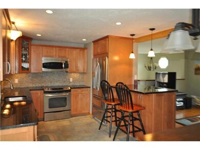 Kitchen. spacious new granite...