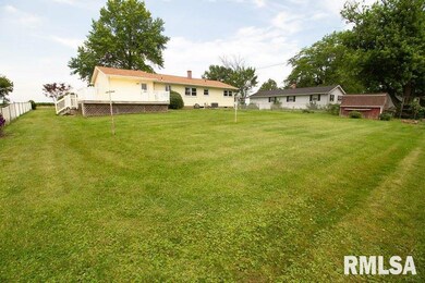 4823 Wisconsin Ave, Davenport, IA 52806 - photo 6