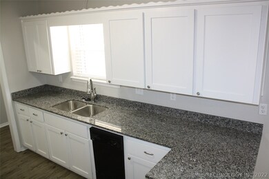 Gorgeous New Granite Countertops, Stainless Steel