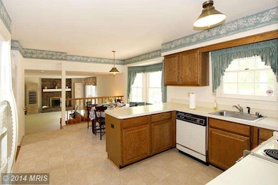 13126 Venetian Rd, Silver Spring, MD 20904 - photo 7