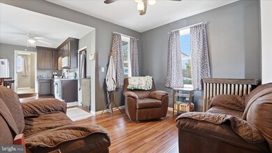 431 South St, Jim Thorpe, PA 18229 - photo 4