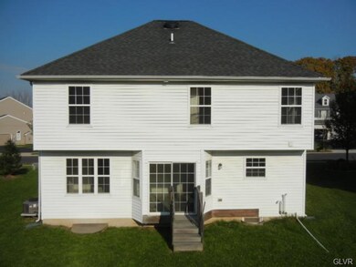 6947 Hearth Ln, Macungie, PA 18062 - photo 3