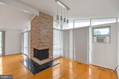 11308 Newport Mill Rd, Kensington, MD 20895 - photo 4