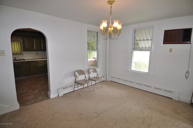 730 Center Ave, Jim Thorpe, PA 18229 - photo 3