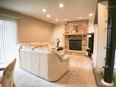 15 Fox Ct E, Buffalo Grove, IL 60089 - photo 7