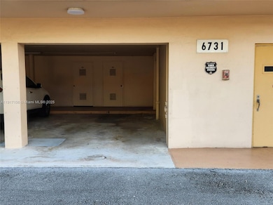 Plantation Terrace unit 411, Plantation, FL 33317 - photo 2