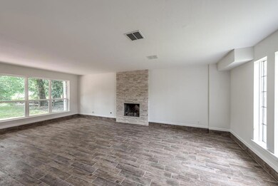 7714 Antoine Dr, Houston, TX 77088 - photo 4