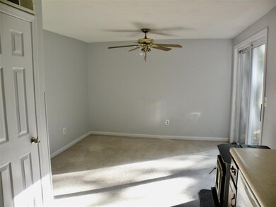 95 E Ridge Rd, MerriMacK, NH 03054 - photo 3