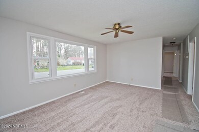 600 Maple St, Jacksonville, NC 28540 - photo 4