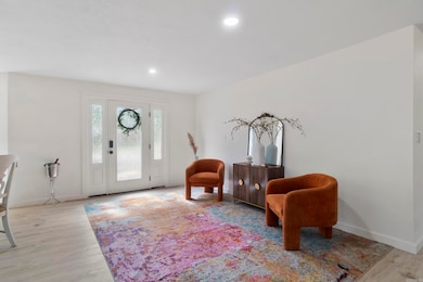 9320 Cloverhill Rd, Little Rock, AR 72205 - photo 7