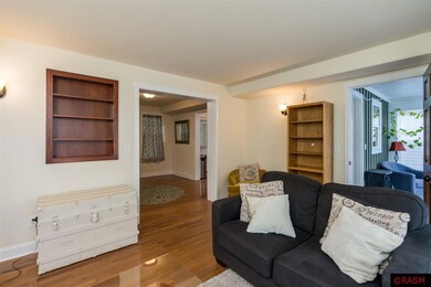 717 N 6th St, Mankato, MN 56001 - photo 6