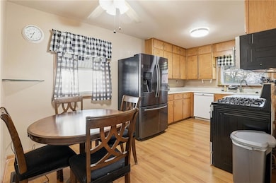 2008 S Osage St, Independence, MO 64055 - photo 5