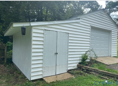 6411 Oak Dr, Quinton, VA 23141 - photo 2