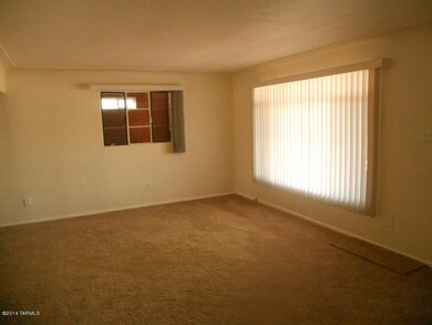 328 E Lester St, Tucson, AZ 85705 - photo 5