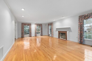 1 Sutton Place, Weston, MA 02493 - photo 4