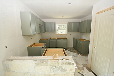 926 High Dr, Canyon Lake, TX 78070 - photo 3