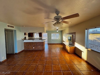 5111 Dalton Dr, Las Vegas, NV 89119 - photo 5