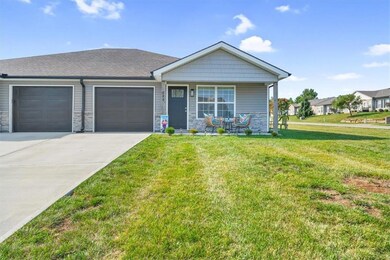 588 Kreisel Dr, Raymore, MO 64083 - photo 2