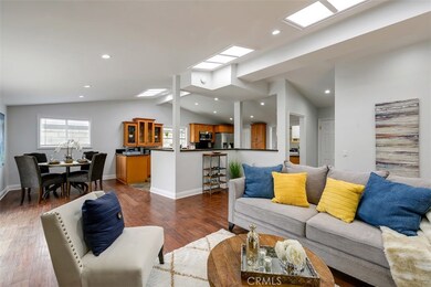 249 Hanover Dr, Costa Mesa, CA 92626 - photo 4