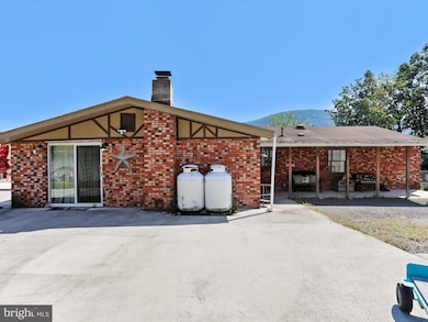 12303 Mcmullen Hwy SW, Cumberland, MD 21502 - photo 3