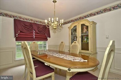 18044 Wheatridge Dr, Germantown, MD 20874 - photo 7