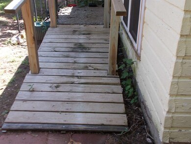 412 W Spruce Ave, Duncan, OK 73533 - photo 7