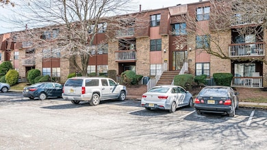 297 Alpine Way unit 2973, Woodbridge, NJ 07095 - photo 2