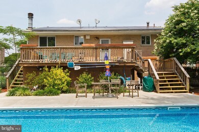 14012 Adkins Rd, Laurel, MD 20708 - photo 4