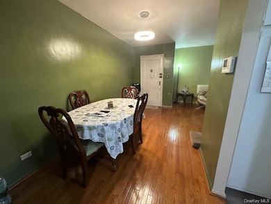 32-23 91st St unit C502, East Elmhurst, NY 11369 - photo 3